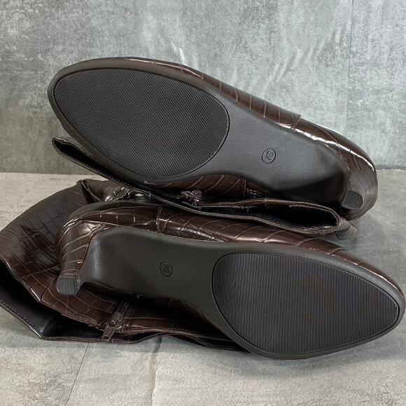 KAREN SCOTT Women's Wide Calf Brown Croc Embossed Hanna Dress Boots SZ 8WC - Picture 6 of 8